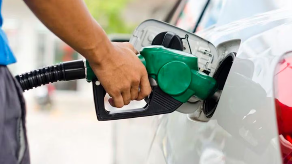 Nueva ca&iacute;da en la venta de combustibles: el consumo acumul&oacute; un descenso de 1,3% en el primer semestre del a&ntilde;o