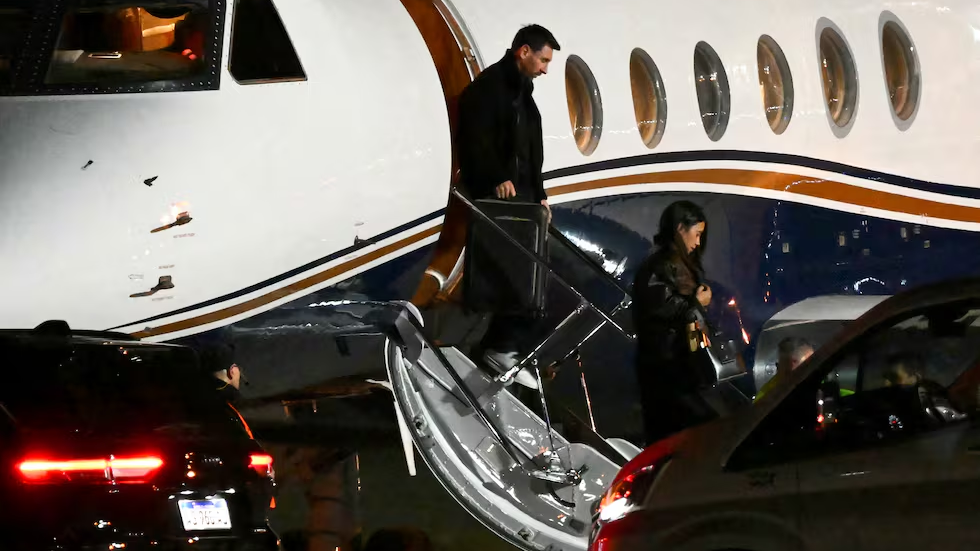 Messi lleg&oacute; con su familia a Rosario para el &uacute;ltimo adi&oacute;s a su padre