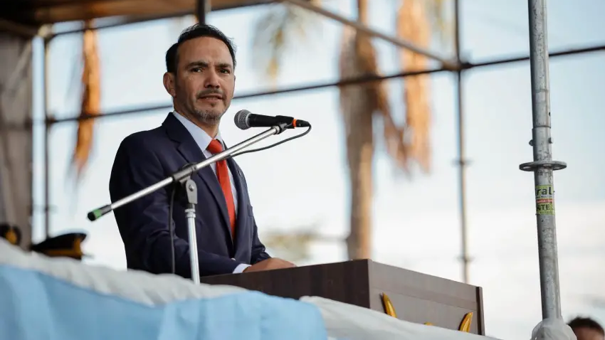 Vald&eacute;s encabez&oacute; el acto por el 55&deg; aniversario de la Polic&iacute;a de Corrientes