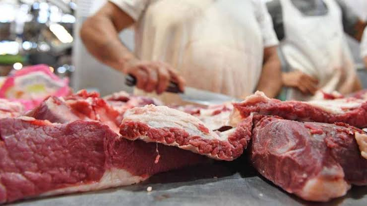Hist&oacute;rico desplome del consumo de carne: se derrumb&oacute; 12% en julio y el asado se convierte en un lujo