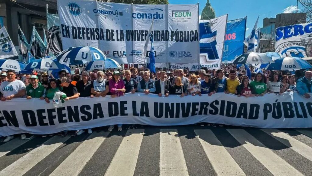 Paro nacional de docentes universitarios: 48 horas de protesta por financiamiento y salarios