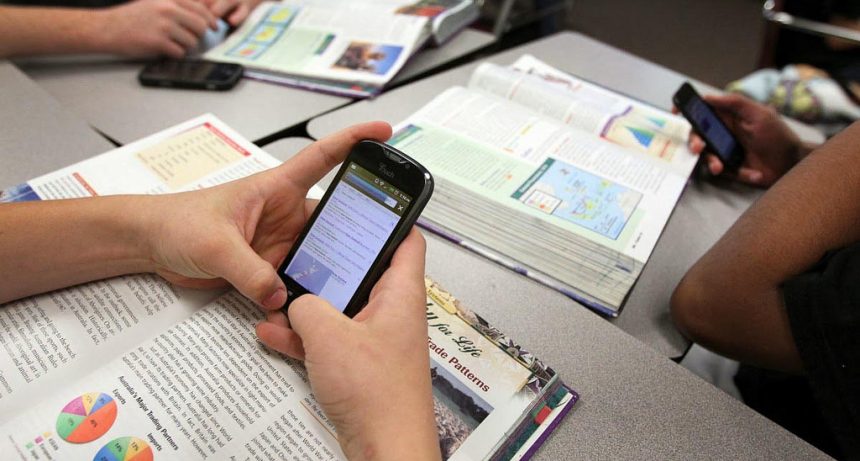 Regular&aacute;n el uso de celulares en las aulas de toda la provincia: no habr&aacute; prohibici&oacute;n total pero s&iacute; un estricto marco de control 