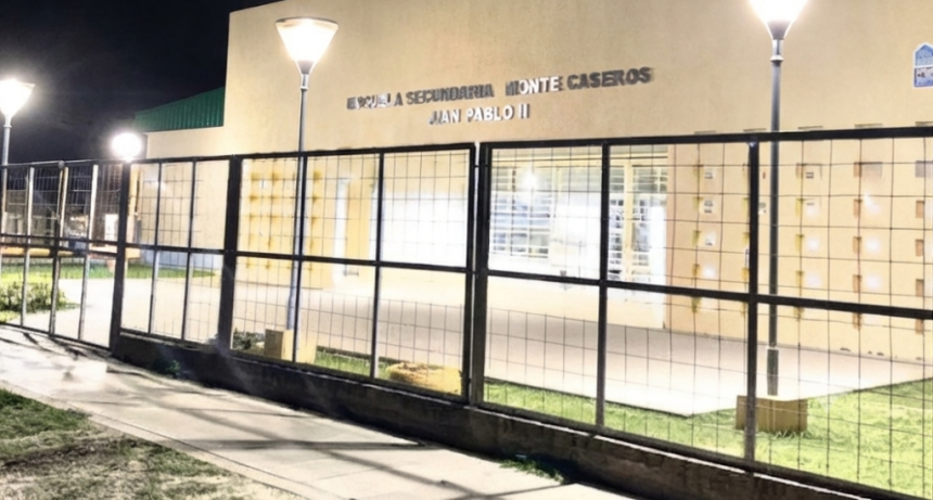 Grave incidente en Monte Caseros: un alumno sac&oacute; un arma blanca y amenaz&oacute; a otro en un colegio secundario