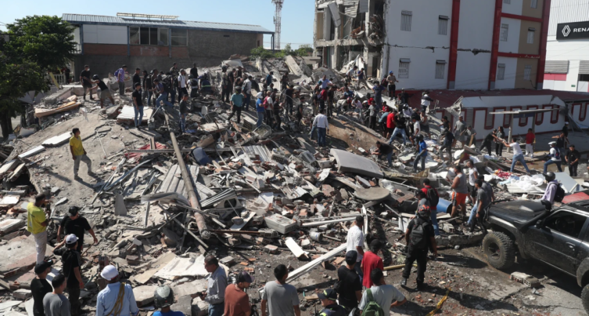 Terremoto en Colombia: se reportan 21 r&eacute;plicas y m&aacute;s de 100 fallecidos
