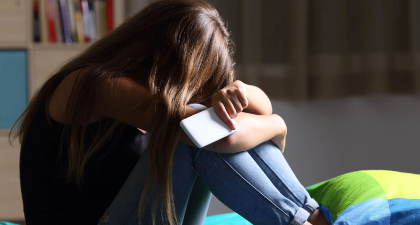 Advierten que el 40% de adolescentes sufre acoso online y crece la preocupaci&oacute;n por el grooming