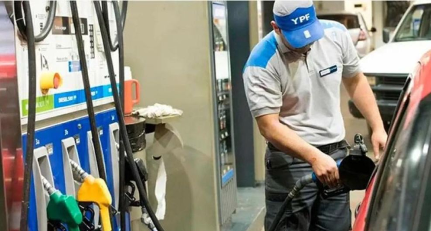 Otro s&iacute;ntoma del estancamiento: las ventas de combustible cayeron un 6,4% en julio y encadenan seis meses de baja