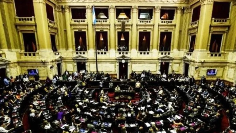 Ganancias: su reforma dividió los votos de los legisladores correntinos