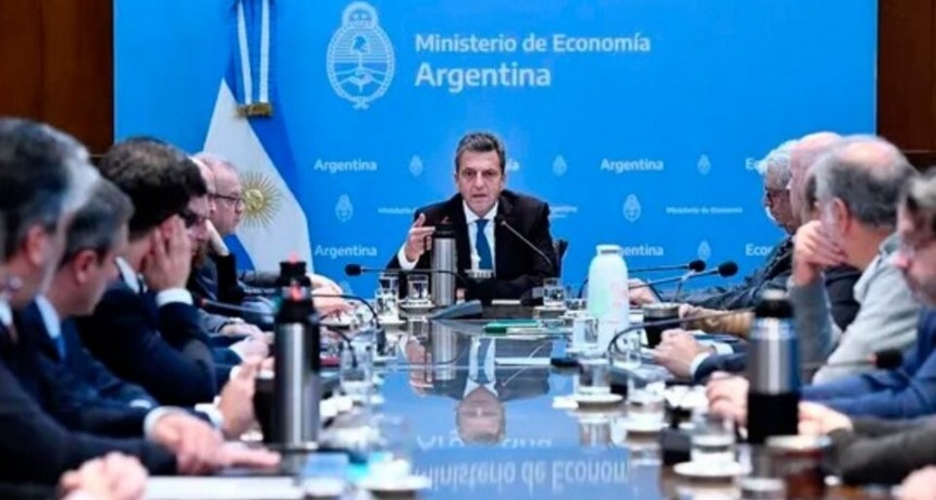Massa le da forma a la eliminación del impuesto a las Ganancias