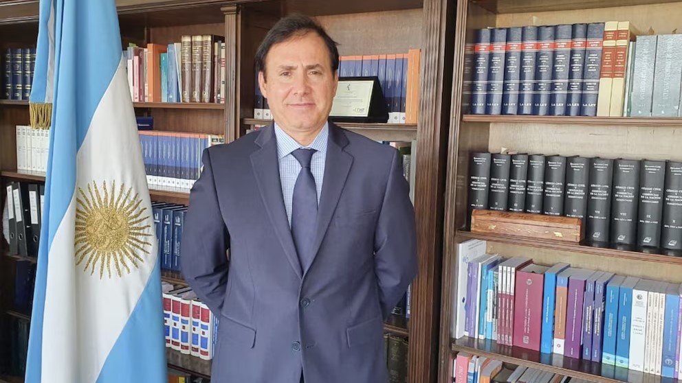 El juez que prohibió publicar audios de Karina Milei tiene 9 denuncias en contra: cinco son por acoso sexual