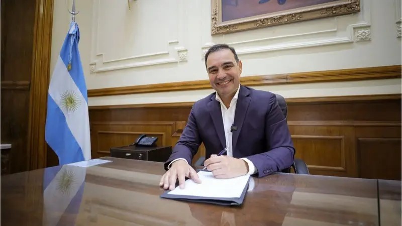 Gobernador Gustavo Valdés le respondió a Milei: 