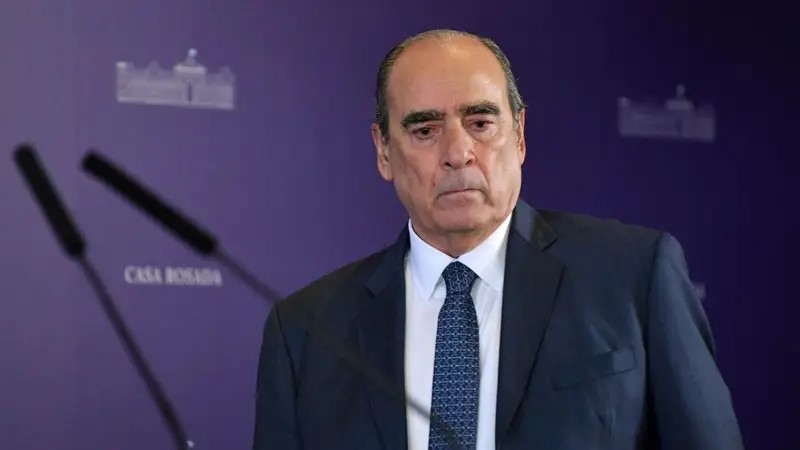 El Gobierno reconoció que el salvataje de EEUU puede no llegar