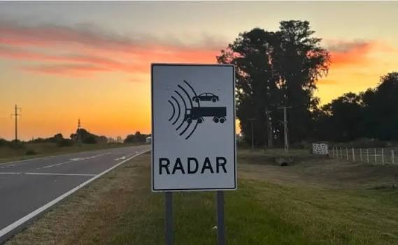Habilitan nuevos radares para controlar el tr&aacute;nsito sobre las rutas 14 y 119: un negocio millonario con fachada de seguridad vial