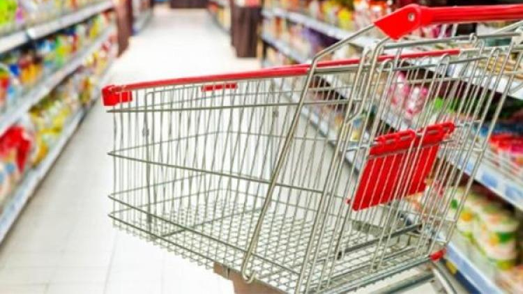 El consumo volvi&oacute; a caer en julio y suma ocho meses consecutivos en retroceso desde 2025