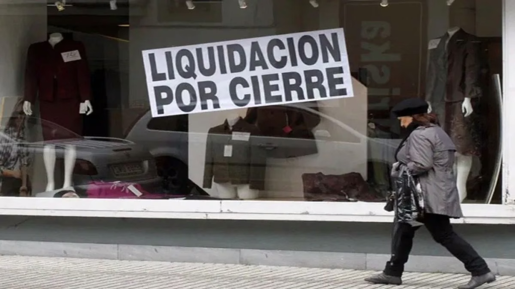 Grave retroceso: la actividad econ&oacute;mica sufri&oacute; en julio su mayor ca&iacute;da desde la pandemia y se hunde un 2,9%