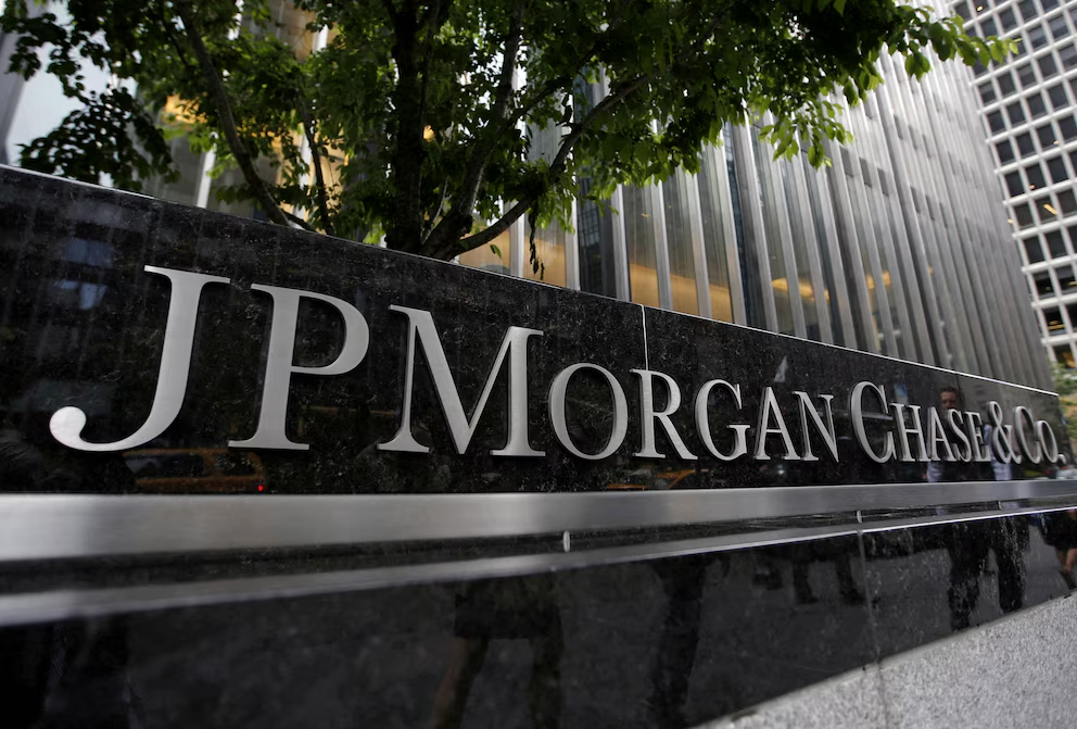 Duro golpe para el Gobierno: JP Morgan prev&eacute; una recesi&oacute;n tras la ca&iacute;da de la actividad econ&oacute;mica en julio