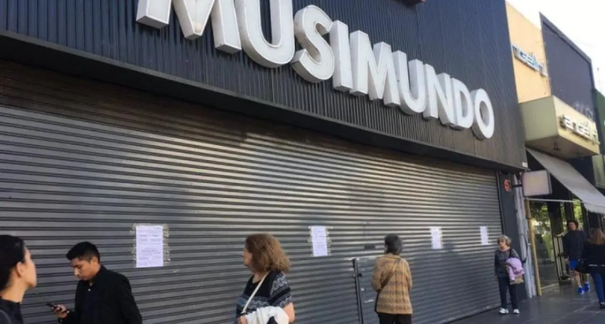 La Justicia decret&oacute; la quiebra de la empresa due&ntilde;a de Musimundo