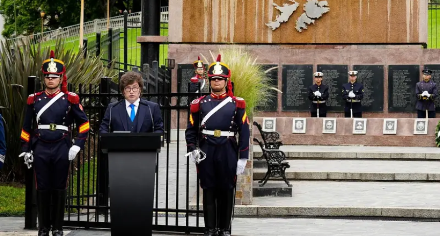 Milei usa a Malvinas para tapar la crisis y empeora la relaci&oacute;n con China