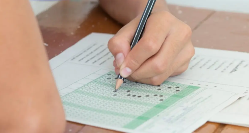 Pruebas PISA 2025: alarmante ca&iacute;da en el rendimiento argentino respecto a 2022 en lectura, matem&aacute;tica y ciencias