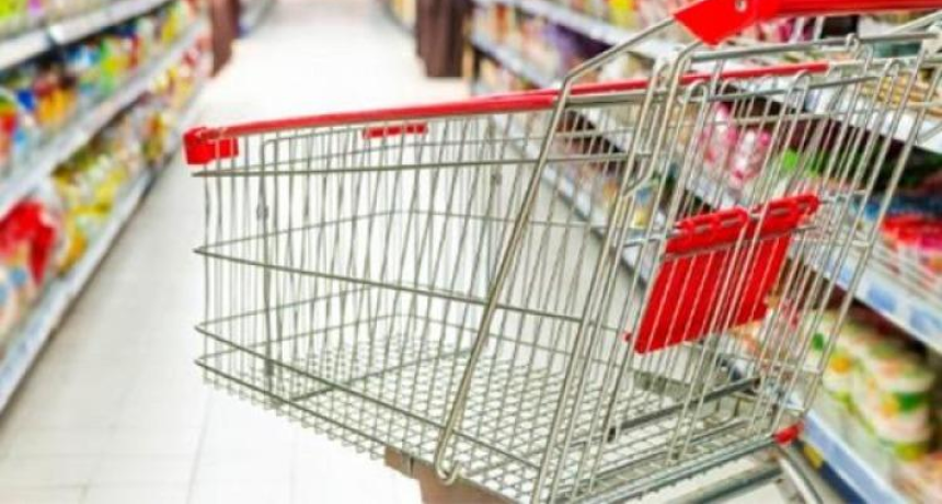El consumo volvi&oacute; a caer en julio y suma ocho meses consecutivos en retroceso desde 2025