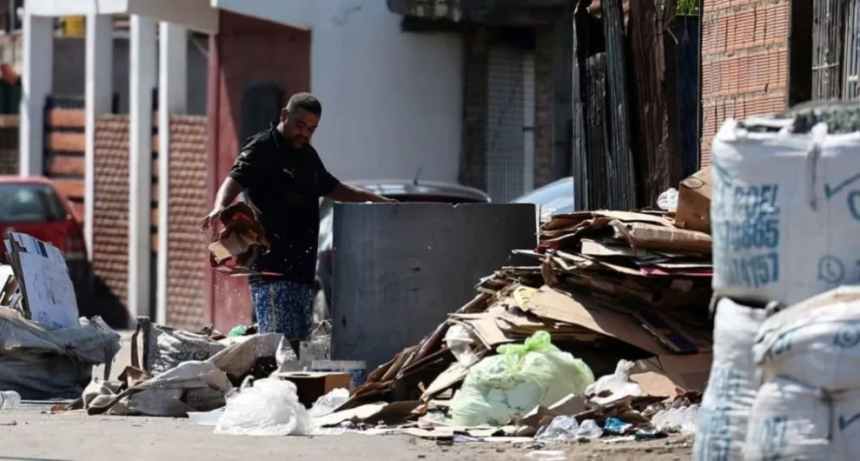 La pobreza volvi&oacute; a crecer y alcanzar&iacute;a a 15,1 millones de argentinos