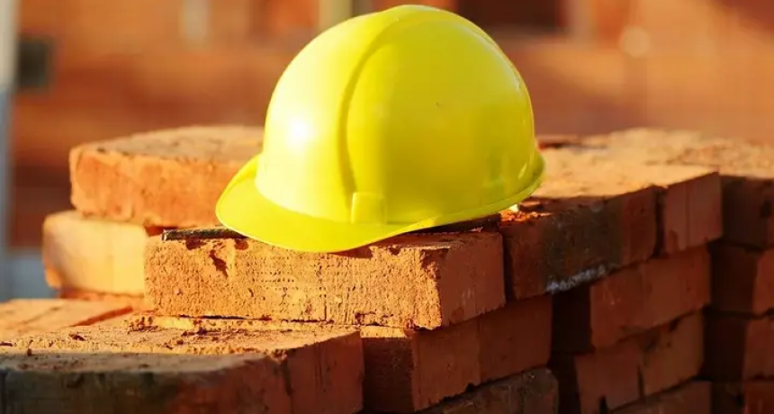 Construcción: la actividad cayó un 28,6% en Corrientes y advierten por el impacto en el empleo