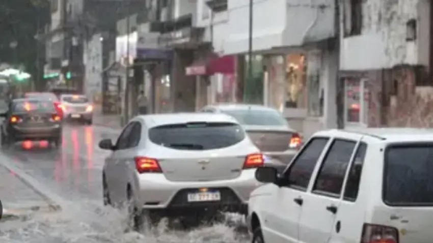 Rige el alerta amarilla por lluvias y tormentas fuertes en Corrientes