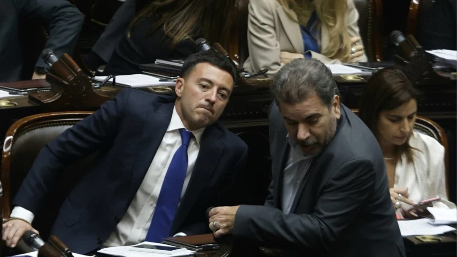 Sorpresivo giro de radicales y gobernadores aliados que ayudaron a Milei a evitar que le limiten los decretos