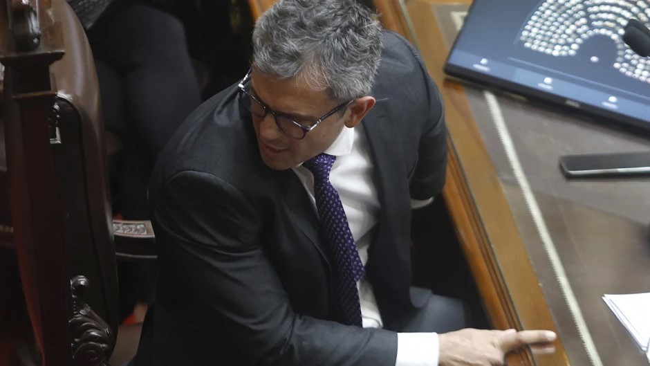 Milei analiza convocar a extraordinarias para tratar reforma laboral, tributaria y previsional