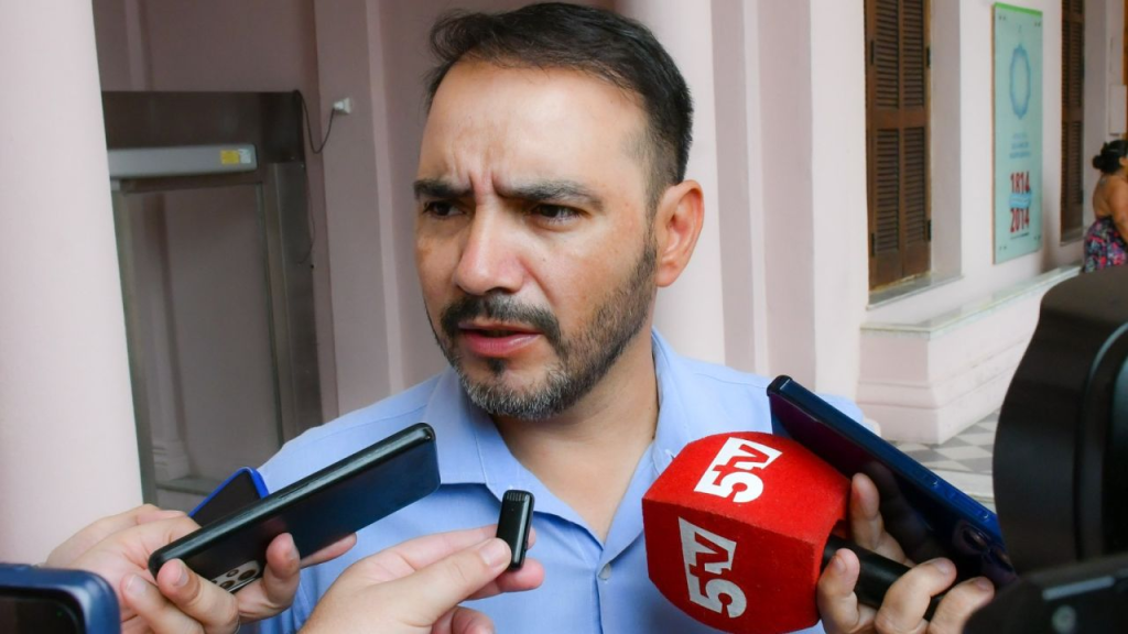 El pacto de ajuste sellado: Vald&eacute;s pide la reelecci&oacute;n de Milei y confirma la complicidad provincial
