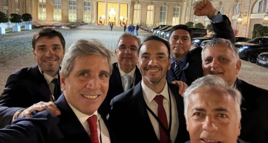 La rosca en París: el falso federalismo de los gobernadores y el silencio ante la crisis local.
