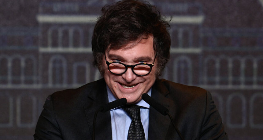 Milei ahora dice tener 125 mil millones de d&oacute;lares para evitar una corrida, pero los analistas advierten que ni as&iacute; alcanza