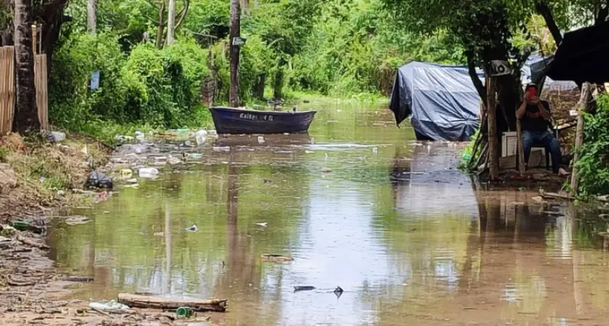 El drama de la inundaci&oacute;n: hay m&aacute;s de 1.400 correntinos afectados