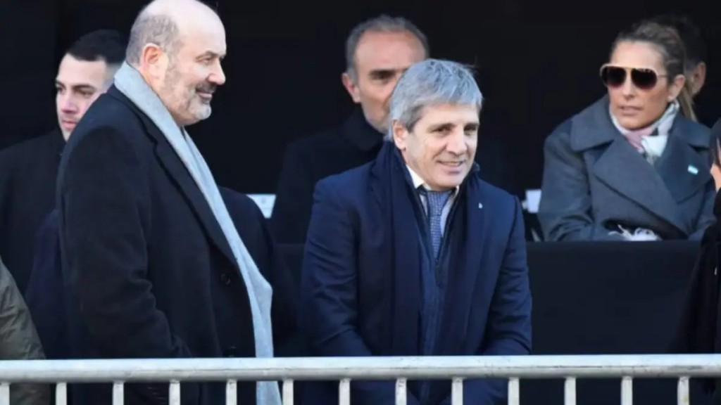 El Gobierno avanzará con las privatizaciones de empresas de transporte y energía