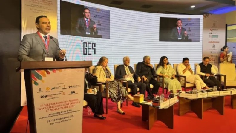 Valdés mostró en India el potencial estratégico y económico correntino