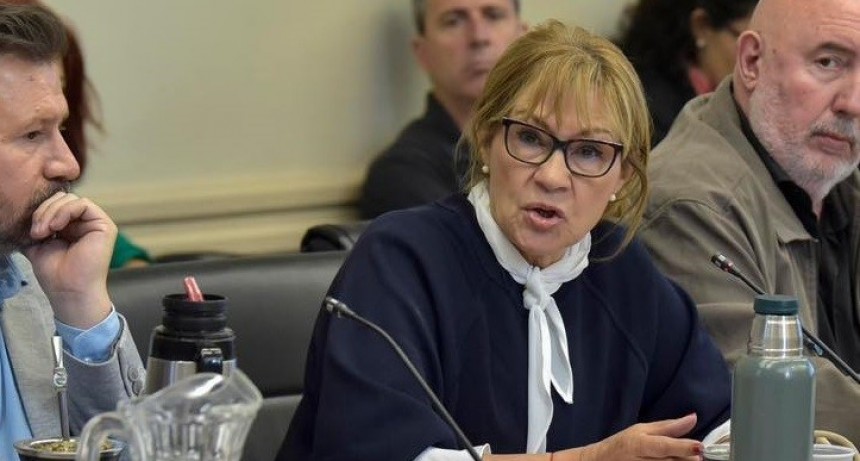 Práxedes se despide de Educación