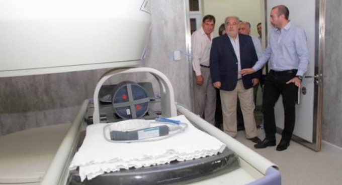 El hospital San José estrenó sala de resonancia