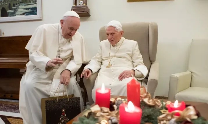 A los 95 años falleció Benedicto XVI