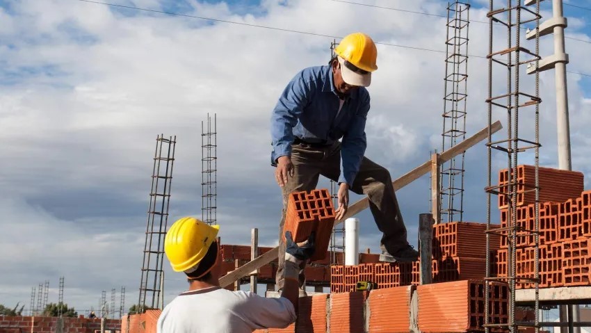 Crisis en la construcción: siete de cada diez constructores están peor que en 2023