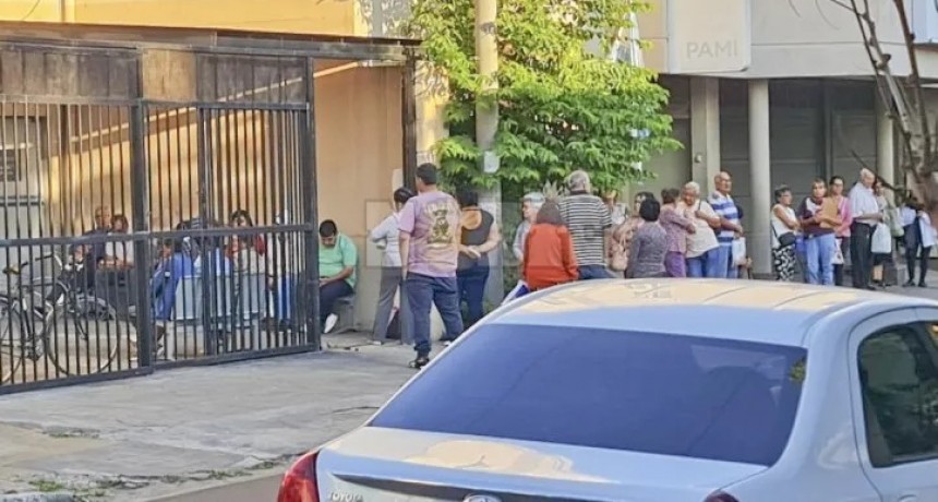 Pami: largas filas para tramitar subsidios para medicamentos