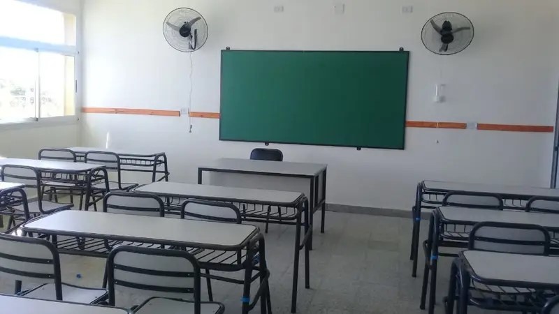 Ajuste educativo: en 21 provincias los salarios docentes son más bajos que hace una década