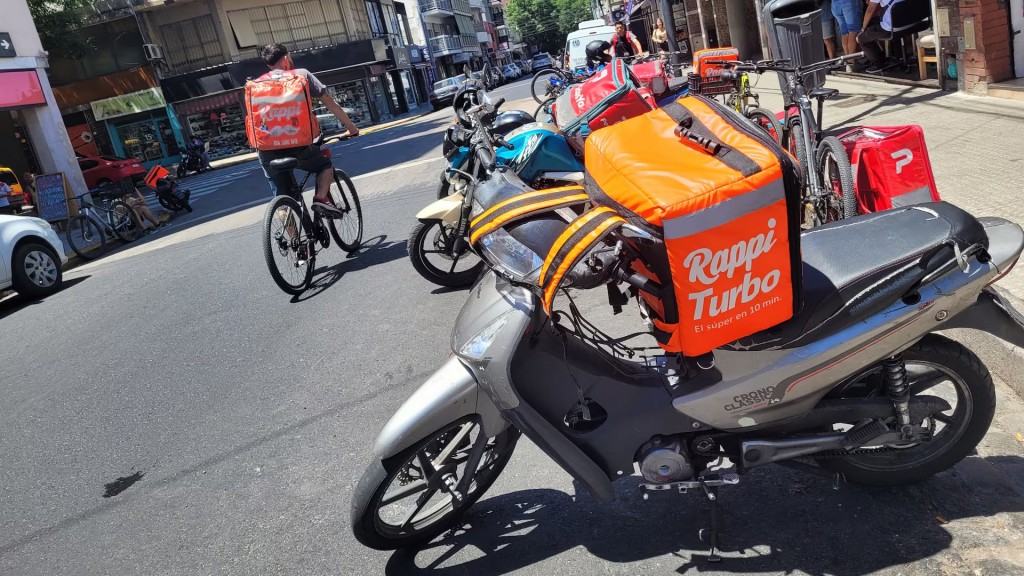 El 72% de los trabajadores no cubre la canasta básica