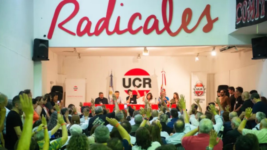 La UCR eligió a Leonel Chiarella como nuevo presidente